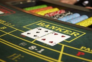 Chơi bài baccarat - Cách chơi và những bí quyết